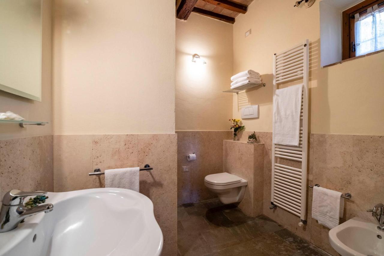 Bed and Breakfast Il Defizio Gambassi Terme Exterior foto