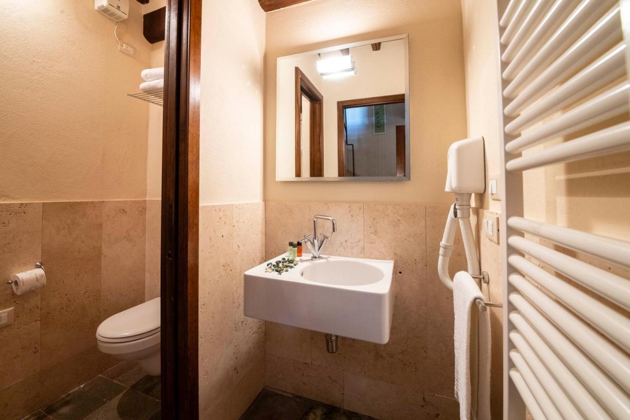 Bed and Breakfast Il Defizio Gambassi Terme Exterior foto